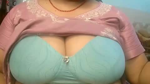 dipa2345 online show from 31, 10, 2025