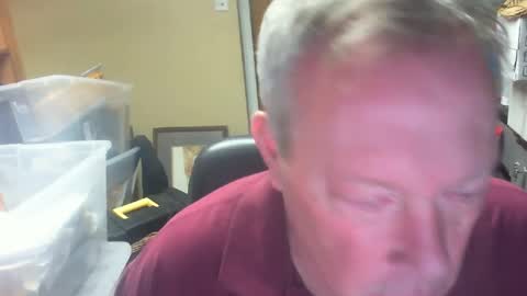 Snapshot of dirkpitt223 chatting on 8, 12, 2024 DirtkPitt Fun guy working online show from 8, 12, 2024