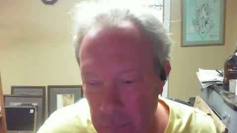 Snapshot of dirkpitt223 chatting on 2, 10, 2025 DirtkPitt Fun guy working online show from 2, 10, 2025