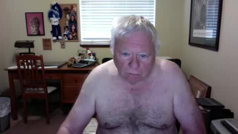 dirtrider195080438 online show from 28, 5, 2026