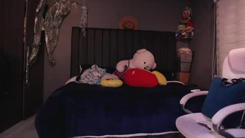 dirty_27cms online show from 19, 2, 2025