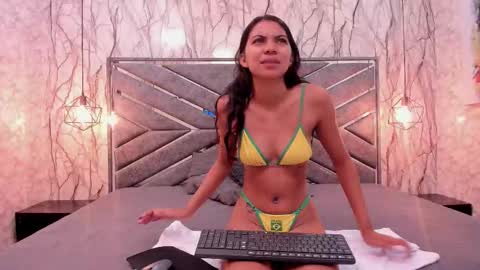 Snapshot of dirty_miia chatting on 12, 1, 2026 MIA online show from 12, 1, 2026