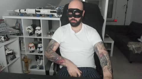 Robert online show from 15, 12, 2024