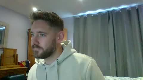 Exhibitionist Ben online show from 29, 10, 2025