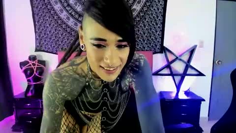 Snapshot of dirtyonix chatting on 4, 2, 2025 ONIX online show from 4, 2, 2025
