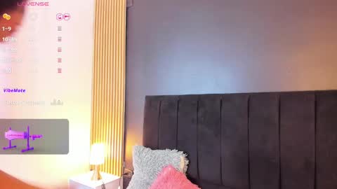 Soffie - Valentina - Yuya  Astro online show from 27, 2, 2025