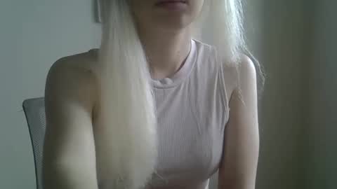 DitaMilton online show from 16, 10, 2025