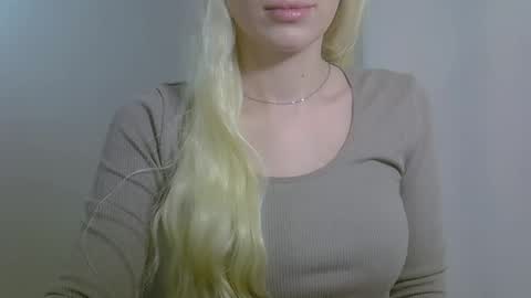 DitaMilton online show from 15, 11, 2025