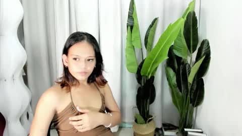 Crystal mae online show from 17, 3, 2026