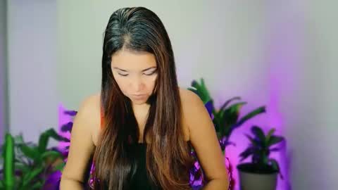 DivineLynn online show from 18, 12, 2025