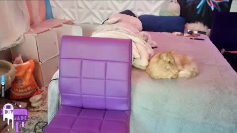 Jade Divyne online show from 2, 3, 2025