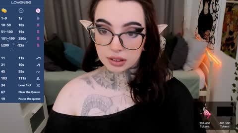 dixipixi_ online show from 4, 1, 2025