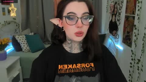 dixipixi_ online show from 2, 2, 2025