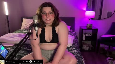 Snapshot of djentslut chatting on 6, 12, 2024 djentslut online show from 6, 12, 2024