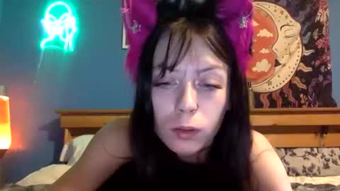 Snapshot of djldobaggins420 chatting on 9, 11, 2025 djldobaggins420 online show from 9, 11, 2025