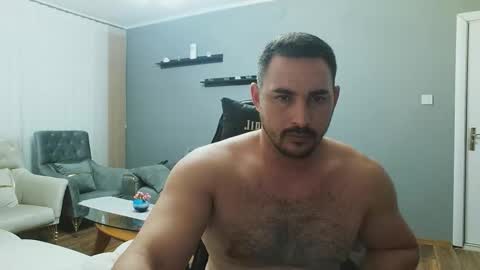 Snapshot of djmute chatting on 28, 9, 2025 STR8 BOYv online show from 28, 9, 2025