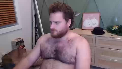 Snapshot of djr818 chatting on 11, 10, 2025 Alpha Dazza online show from 11, 10, 2025
