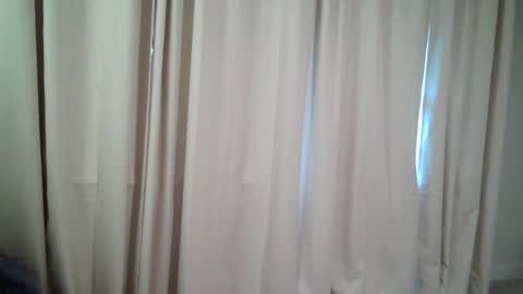 Snapshot of dkj37889 chatting on 19, 11, 2025 Kyle online show from 19, 11, 2025