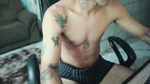 Snapshot of dmacedo96 chatting on 25, 12, 2024 AmigodotadoZL online show from 25, 12, 2024