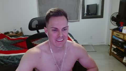 Snapshot of dmoney212 chatting on 4, 5, 2026 dmoney212 online show from 4, 5, 2026