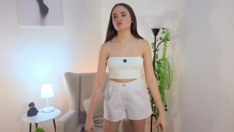 Snapshot of dodieruschmeyer chatting on 29, 3, 2026 Hello my name Eva Im glad to see you in my room online show from 29, 3, 2026