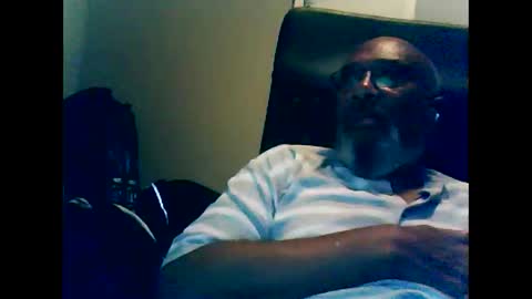 Snapshot of dofrank96 chatting on 9, 9, 2025 dofrank96 online show from 9, 9, 2025