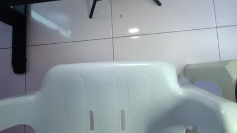 asian little tiger online show from 18, 2, 2025