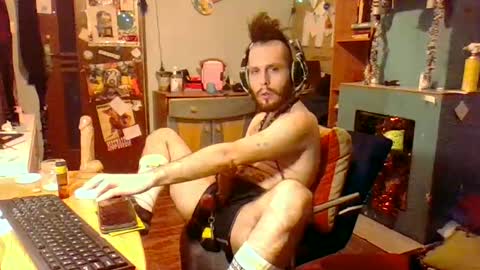 Snapshot of dogwithamohawk chatting on 21, 1, 2025 dogwithamohawk online show from 21, 1, 2025