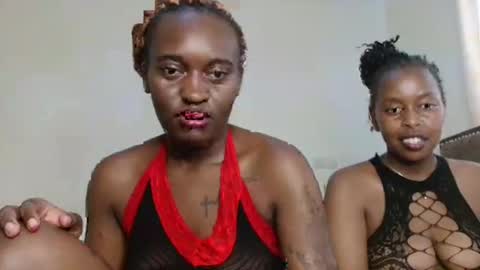 Snapshot of dolce_amber chatting on 17, 11, 2025 Dolce online show from 17, 11, 2025