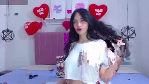 Dolce online show from 5, 3, 2025