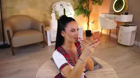 Snapshot of dolce_tentacion chatting on 25, 9, 2025 Monica online show from 25, 9, 2025