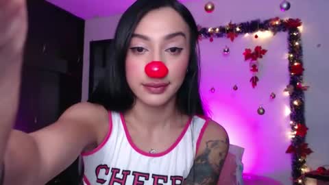 Snapshot of dolceclown_ chatting on 3, 12, 2024 dolceclown_ online show from 3, 12, 2024