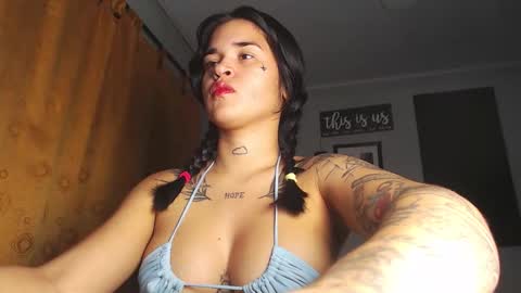 Snapshot of doll_and_thebrown chatting on 6, 10, 2025 doll_and_thebrown online show from 6, 10, 2025