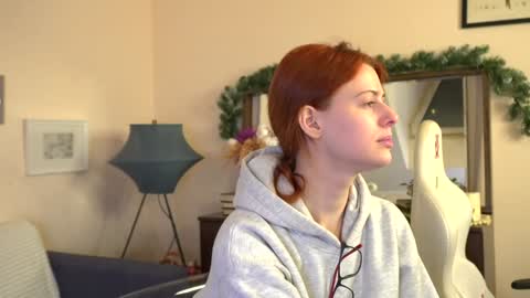 Snapshot of doll_lesli chatting on 15, 1, 2025 Your doll Lesli online show from 15, 1, 2025