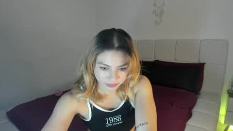 doll_oriana online show from 11, 4, 2026