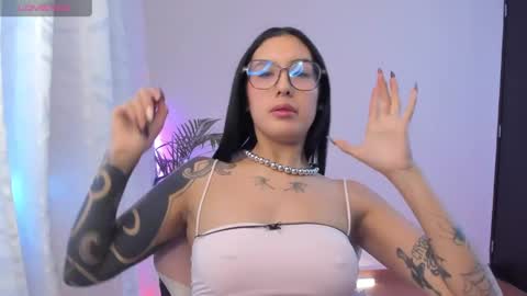 Snapshot of doll_waif chatting on 31, 12, 2024 veronica Independent model online show from 31, 12, 2024
