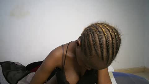 Snapshot of dollberry chatting on 23, 2, 2025 dollberry online show from 23, 2, 2025