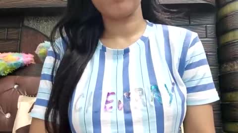 Snapshot of dollmeenu chatting on 10, 9, 2025 dollmeenu online show from 10, 9, 2025