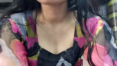 Snapshot of dollmeenu chatting on 15, 9, 2025 dollmeenu online show from 15, 9, 2025