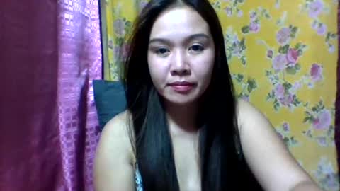 Snapshot of dolly_jane34 chatting on 28, 10, 2025 dolly_jane34 online show from 28, 10, 2025
