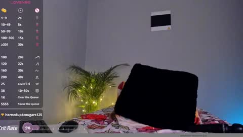 Snapshot of dollywalker chatting on 6, 12, 2024 Dolly online show from 6, 12, 2024