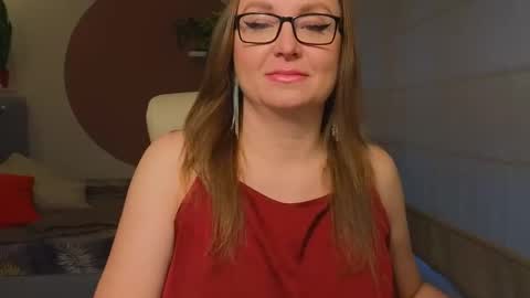 DOM MUMMY online show from 3, 4, 2026