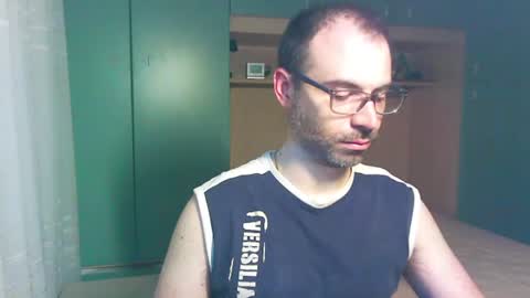 Snapshot of domco9 chatting on 2, 7, 2026 domco9 online show from 2, 7, 2026