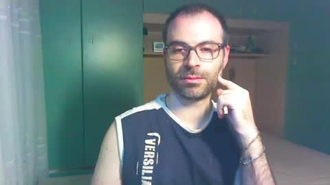 Snapshot of domco9 chatting on 3, 7, 2026 domco9 online show from 3, 7, 2026