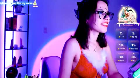 Snapshot of domgiirl chatting on 24, 12, 2024 Mistress online show from 24, 12, 2024