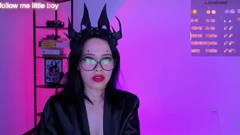 Mistress online show from 7, 2, 2026