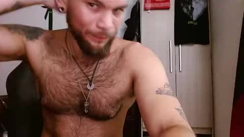 Logan - INDEPENDET MODEL online show from 3, 6, 2026
