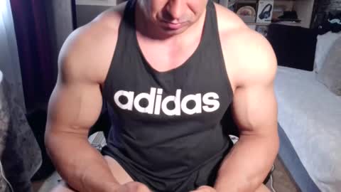 Snapshot of dominatemuscle chatting on 17, 5, 2026 Kevin online show from 17, 5, 2026