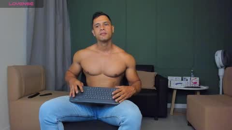 Snapshot of domincrodriguez_119 chatting on 30, 3, 2026 domincrodriguez_119 online show from 30, 3, 2026