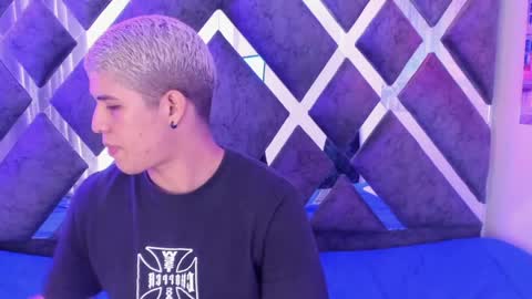 DOMI online show from 8, 4, 2026